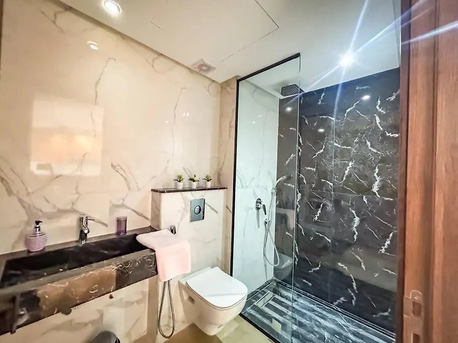 Appartement Coquet Au Coeur De Abdelmoumen Casa Blanca 0*,